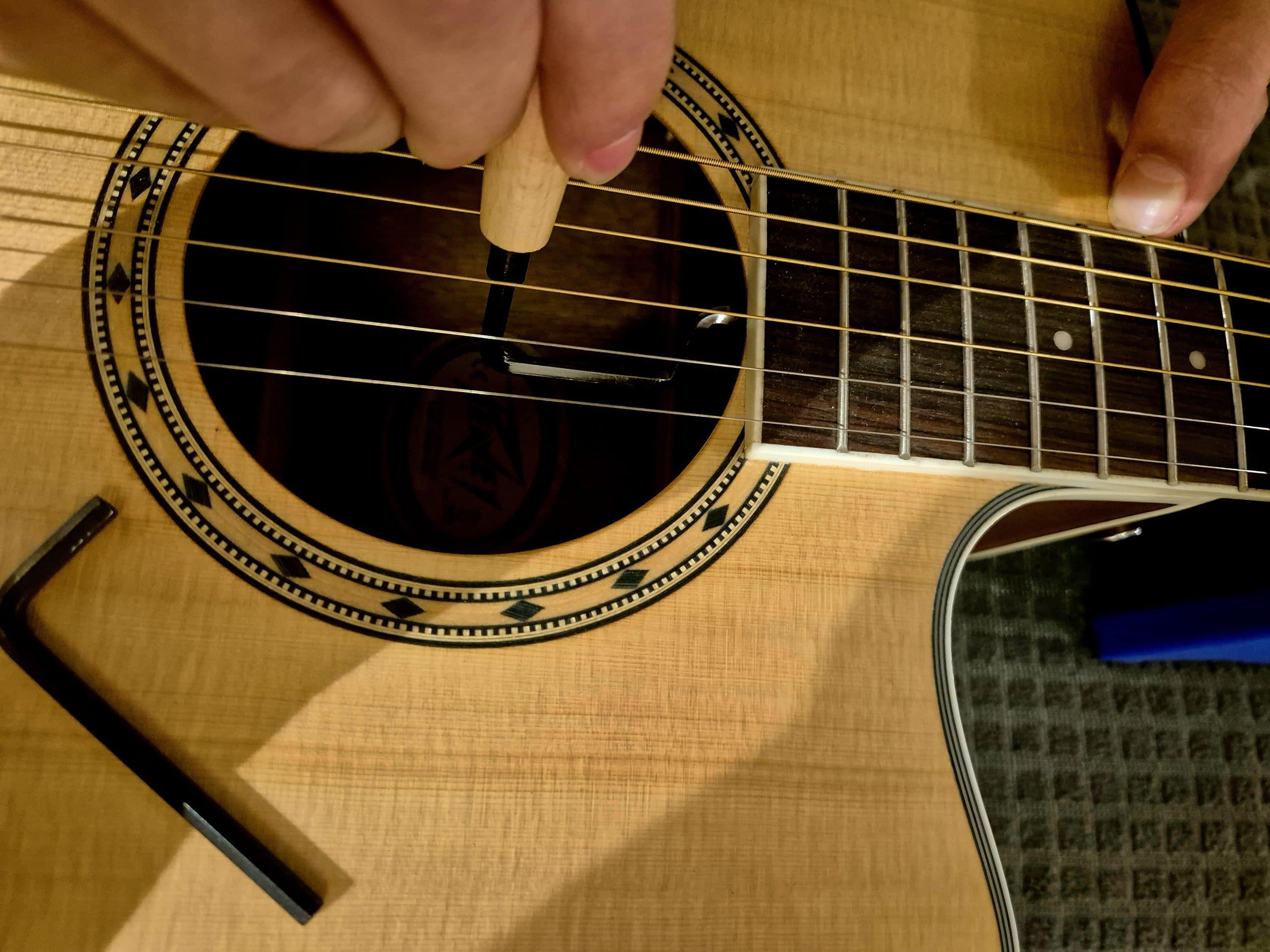 תיקון גיטרה